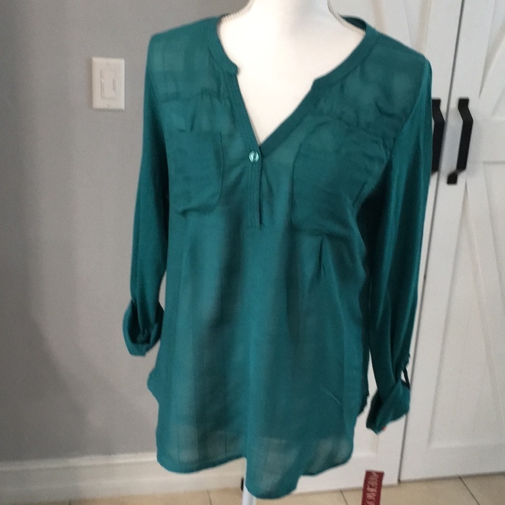 Merona Teal V-neck blouse. NWT. Size small